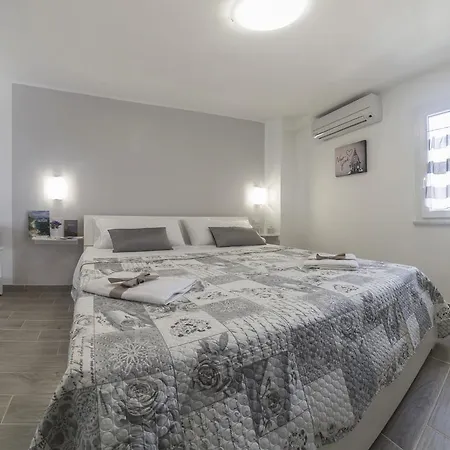 Casa Paradiso * מאיורי